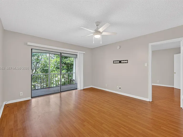 3119 Oakland Shores Dr #C212 — Photo 2
