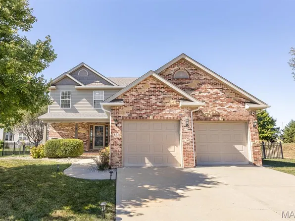 853 Allenbrook Ave, O Fallon, IL 62269