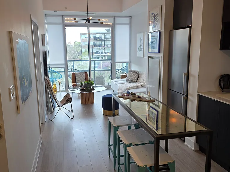 99 The Donway W #424 — Photo 3