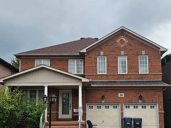 30 Fairhill Ave, Brampton, ON L7A 2E7