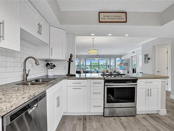 5th image of 3111 NE 51st Street #305
