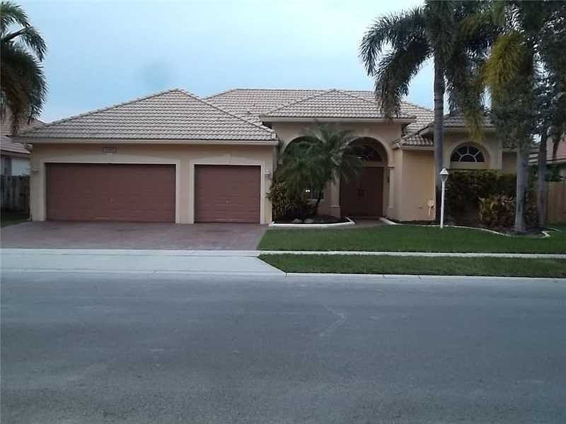 1st image of 13811 NW 23rd St