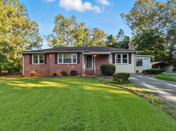 180 Pine Dr, Taylors, SC 29687