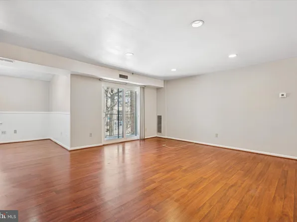 3204 Delaire Landing Rd #3204, Philadelphia, PA 19114