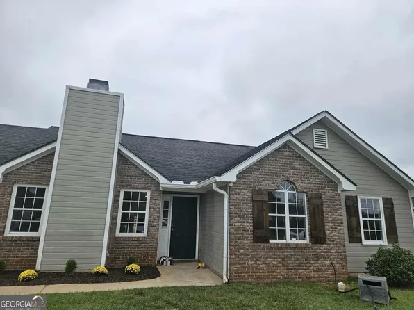 1613 Sweetwater Dr, Warner Robins, GA 31088