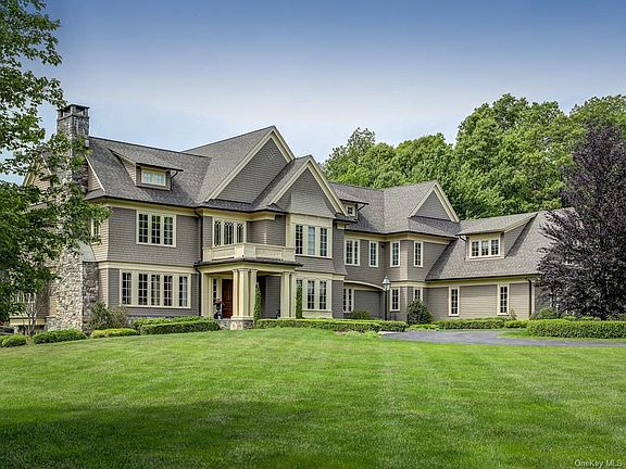 2nd image of 7 Blanchard Dr