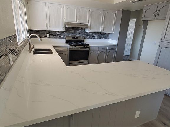 2nd image of 6819 Lurelane Ave