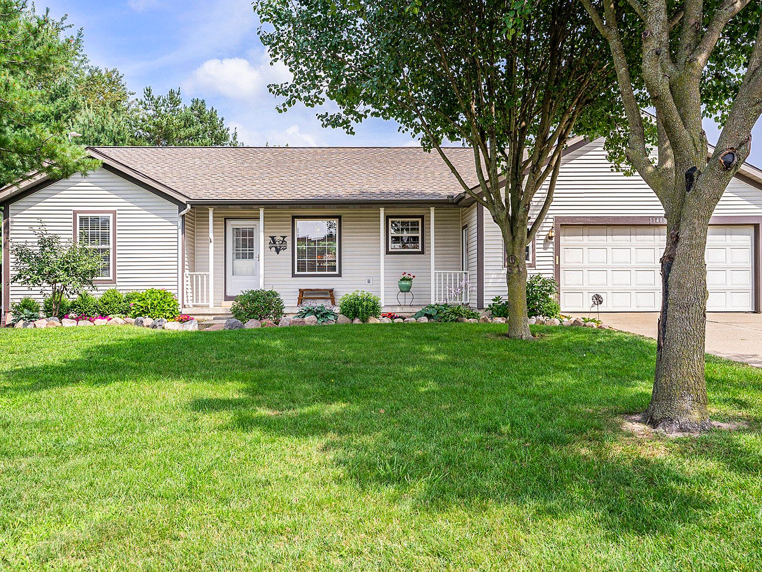 11488 Rosewood Ave, Allendale, MI 49401 Zillow
