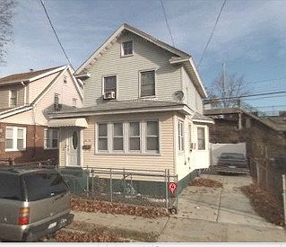 1st image of Bedell St