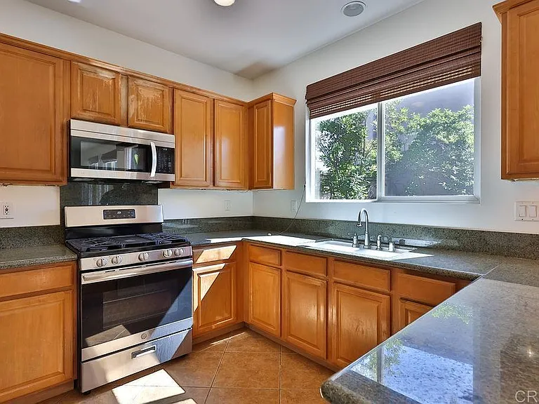 1046 Strawberry Creek St — Photo 12