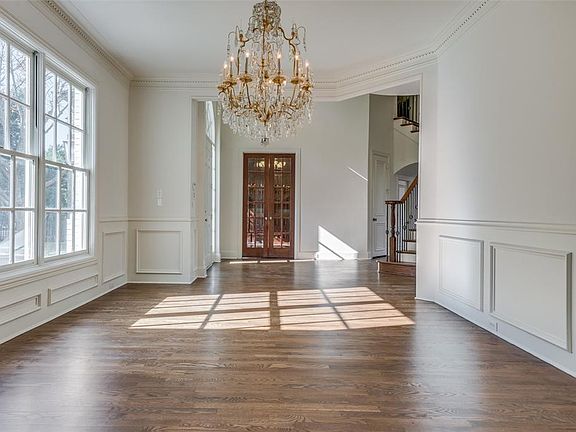 5th image of 6827 Mimosa Ln