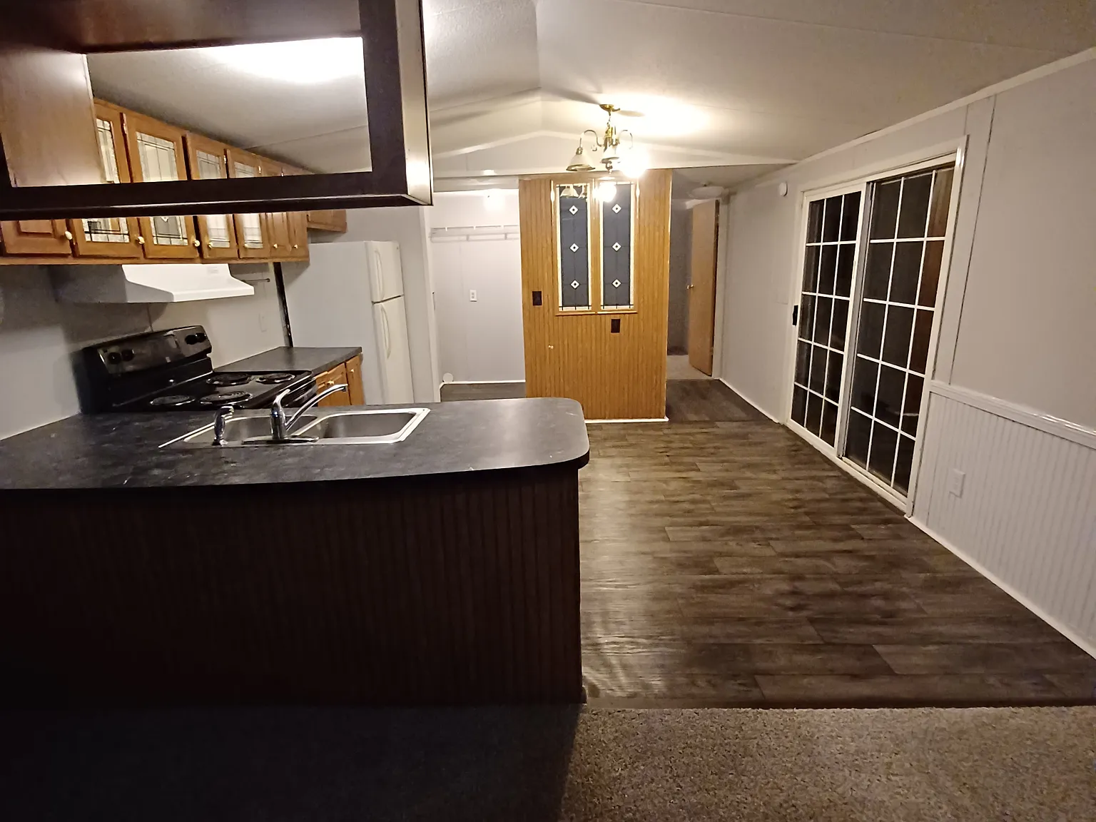 2 bed, $800 — Photo 2