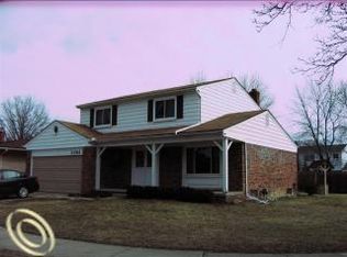 3394 Colwell Dr, Troy, MI