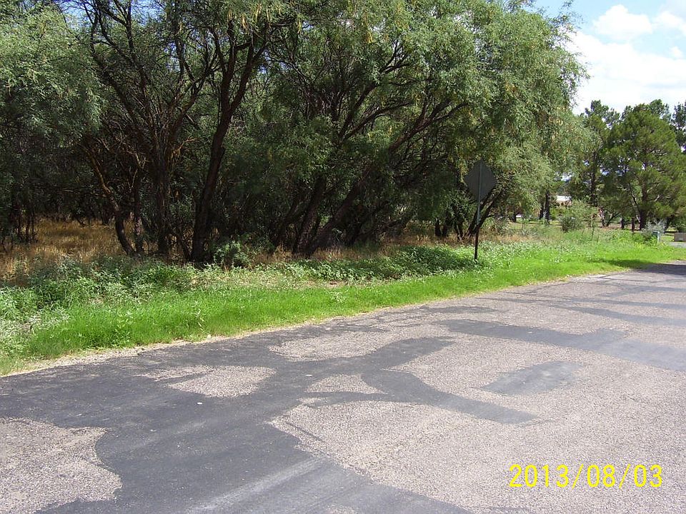 2nd image of 220 W Shill Rd #2