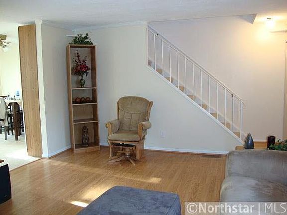 4th image of 16132 Foliage Avenue S