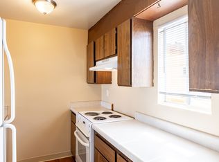 910 Wainwright St #10, Monterey, CA 93940