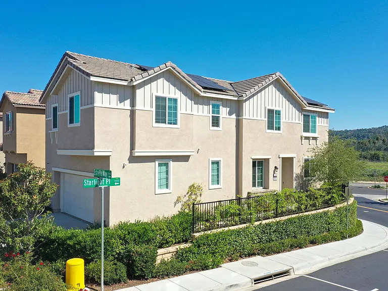 5605 Estrella Way — Photo 7