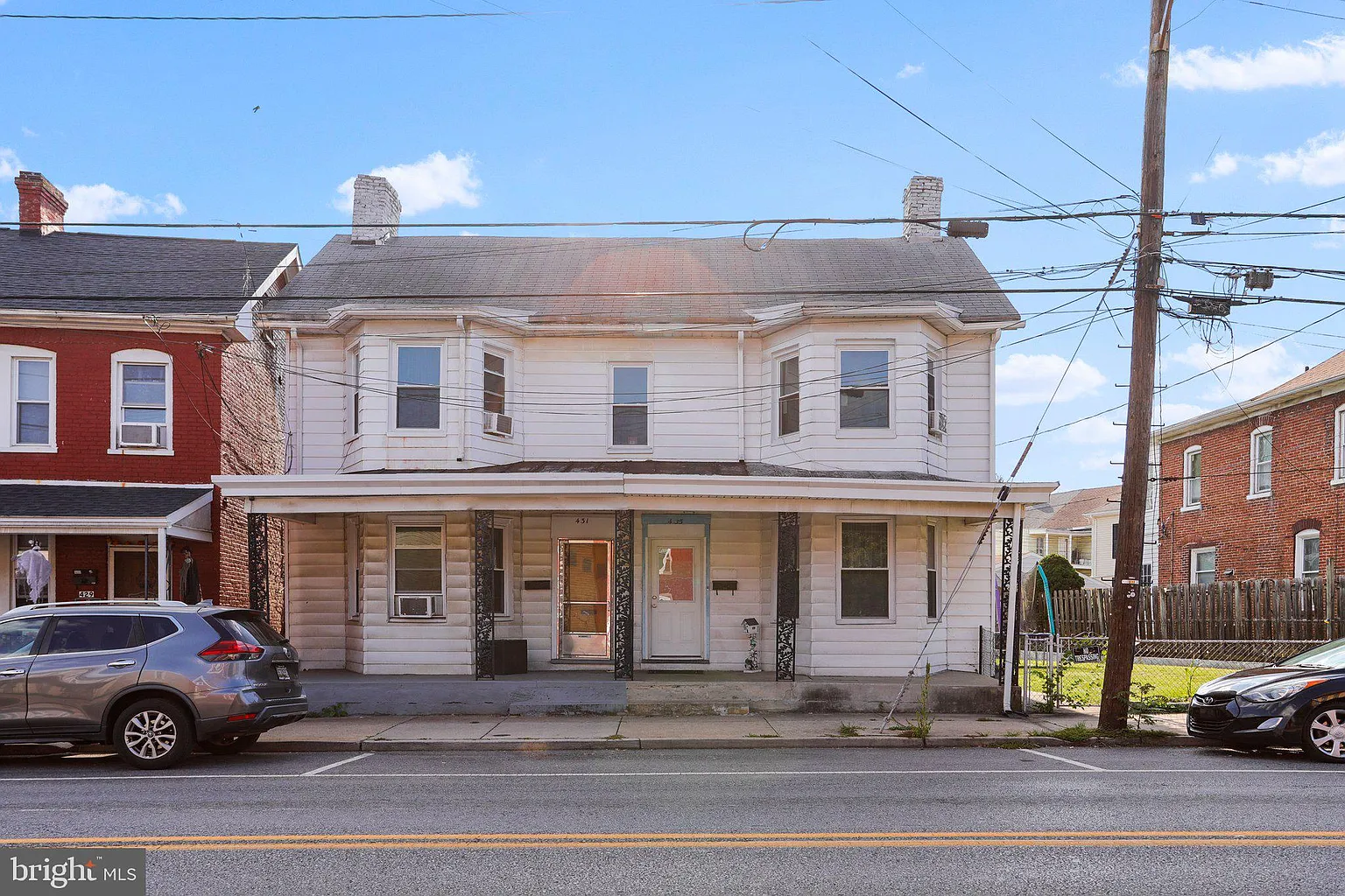 433 Salem Ave photo 1