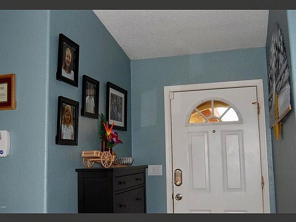 3rd image of 1110 W Northern Ave