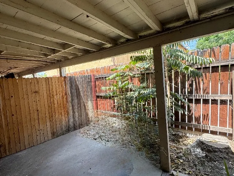West Limited Ave- Taylor — Photo 17