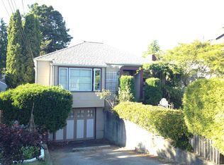 1042 NE 102nd St, Seattle, WA 98125