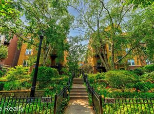 4716 N Beacon St APT 3W, Chicago, IL 60640