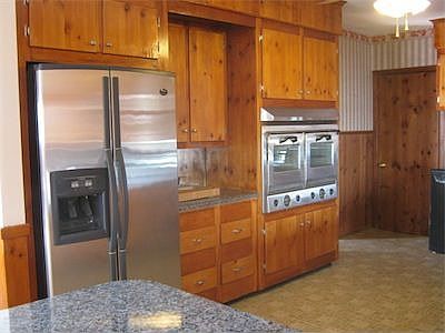 5th image of 1258 Narragansett Blvd