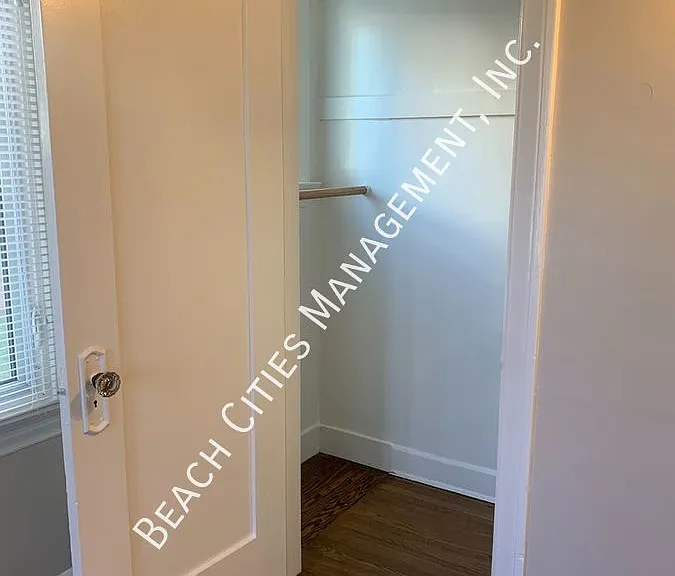 40 Glendora Ave — Photo 26