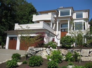 4702 Forest Ave SE, Mercer Island, WA 98040