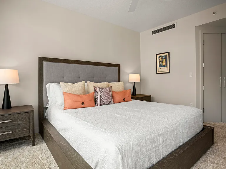 1199 Pacific Hwy #1002 — Photo 20