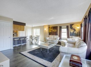 80 Callahan Ct, Newark, NJ 07103