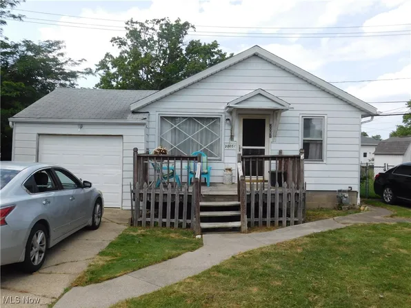 30051 Regent Rd, Wickliffe, OH 44092
