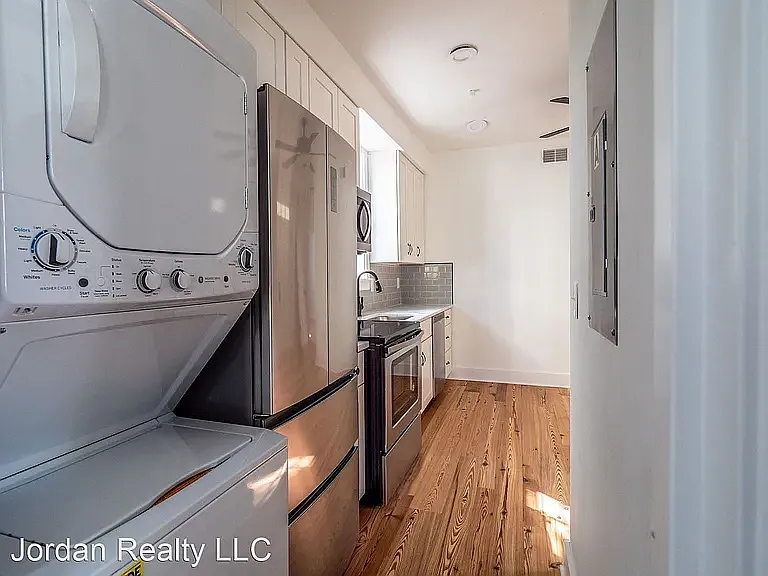 39 South St #A — Photo 9