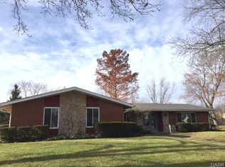 627 Ramblewood Pl, Fairborn, OH 45324