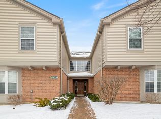 1750 Sleepy Hollow Ct APT 3, Schaumburg, IL 60195