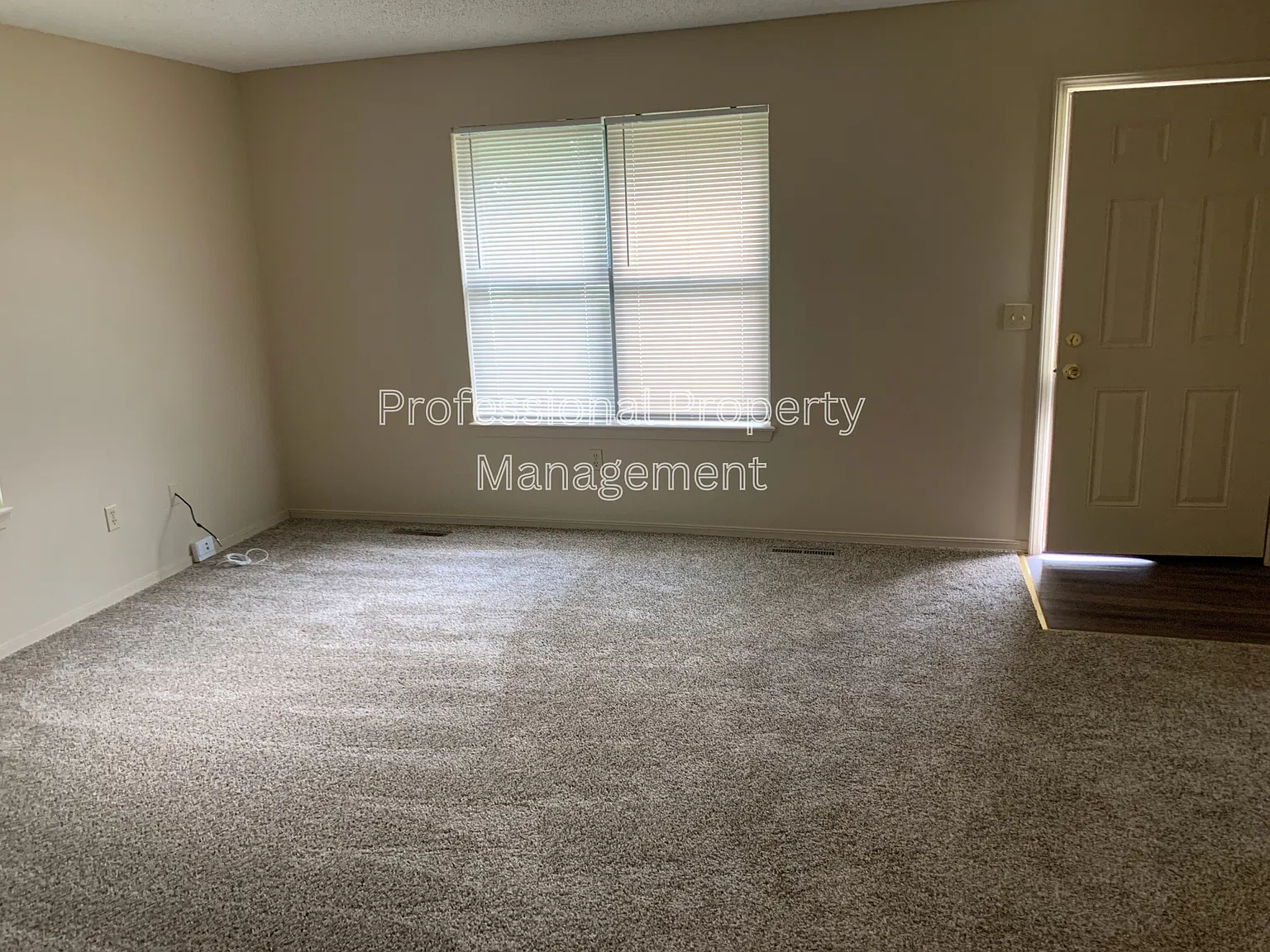 2 bed, 780 sqft, $925 — Photo 3