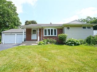 4343 Cameron Dr, Williamsville, NY 14221