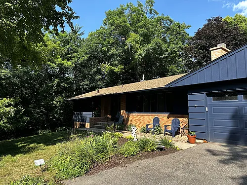 5209 Lee Way Photo 1