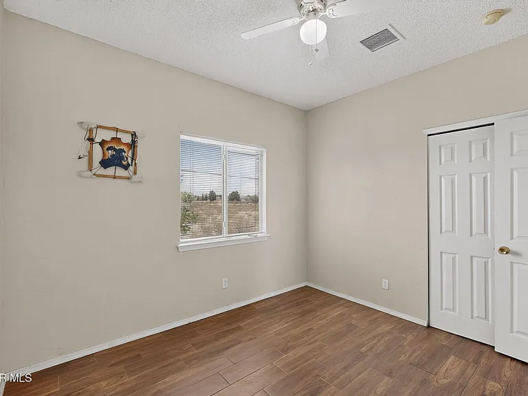 14224 Desert Ash Dr — Photo 35