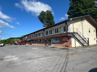 400 W Jackson Blvd #2, Jonesborough, TN 37659