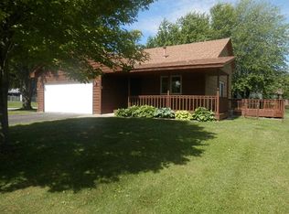 8971 Quinwood Ln N, Maple Grove, MN 55369