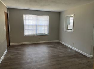 54 Ben Louis Dr APT 8, Belleville, IL 62226