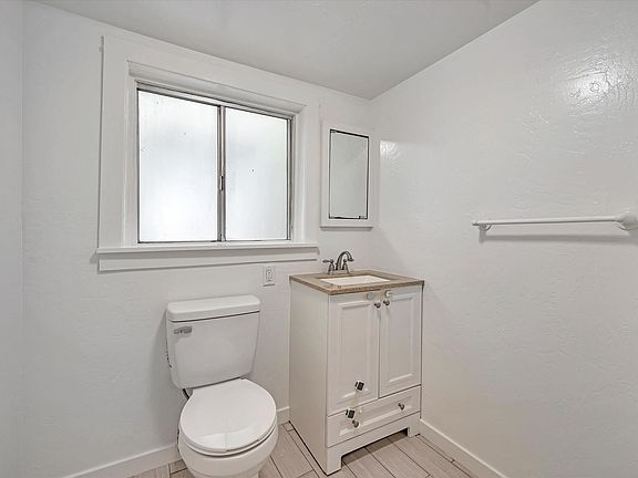 4th image of 1340 12th Ave #1340A