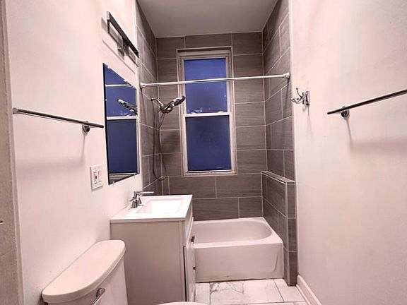 5th image of 4625 S Saint Lawrence Ave #1