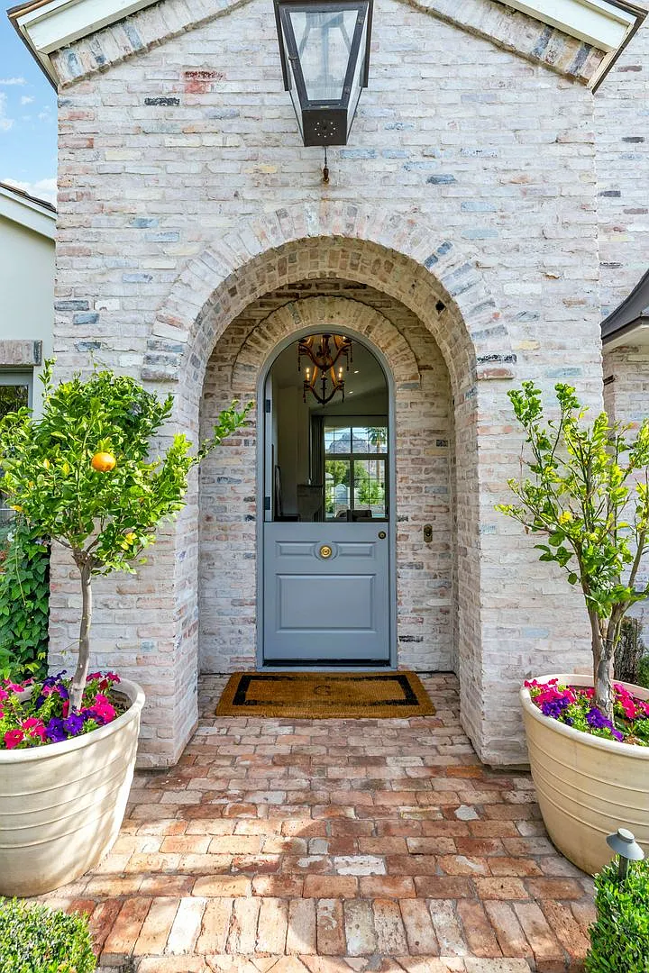 Rates Vary: $19,995 - $34,995 — Photo 3