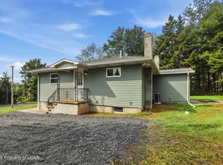 1198 W Mountain Lake Dr, Wilkes Barre, PA 18702