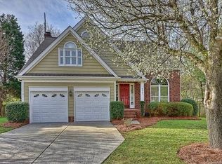 6401 High Creek Ct, Charlotte, NC 28277