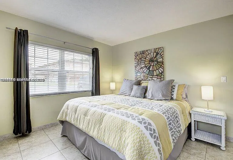 221 SE 9th Ave #112 — Photo 5