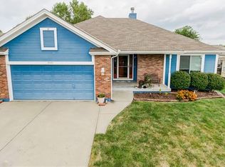 808 Oak Rdg, Kearney, MO 64060