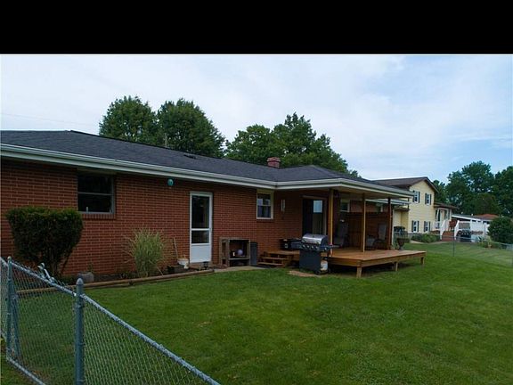 3rd image of 58660 Eileen St